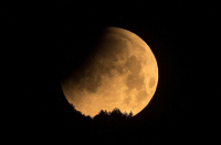 Úc: Trăng máu rực rỡ trong nguyệt thực toàn phần tháng 9/2025