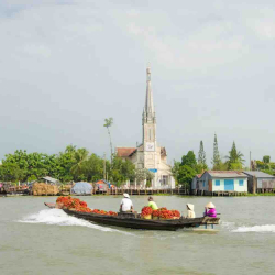 Linh hồn Việt Nam bừng sáng dọc sông Mekong
